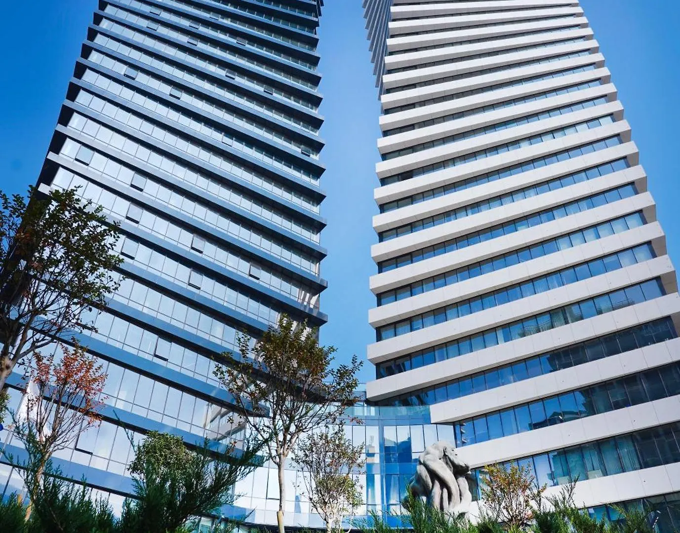 Pullman Tbilisi Axis Towers Hotel