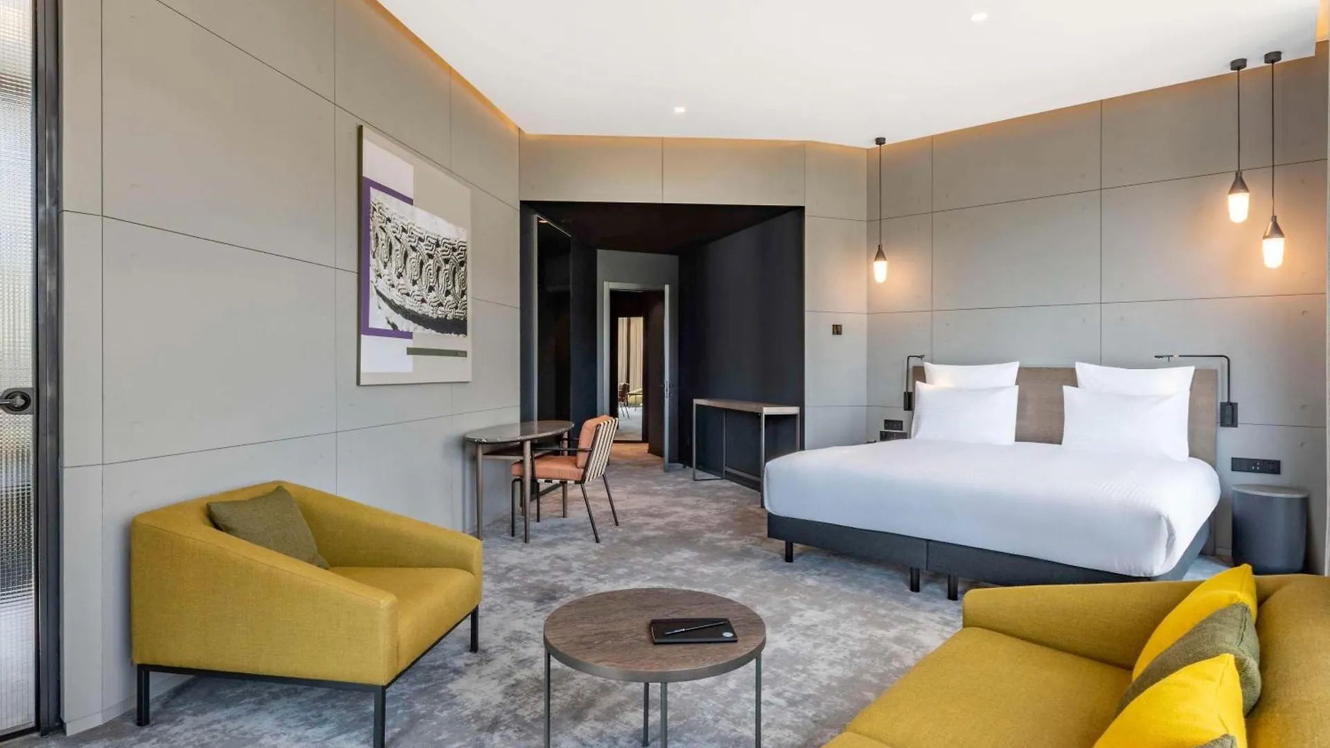Pullman Tbilisi Axis Towers Hotel 5*,