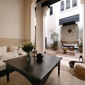 https://azzouna13.marrakeshhotelsmorocco.com