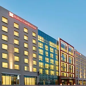 **** מלון Hilton Garden Dubai, Mall Avenue איחוד האמירויות הערביות